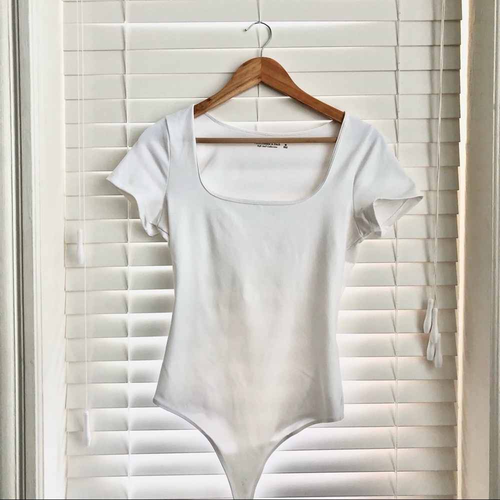 Abercrombie Square Neck Seamless Bodysuit M
